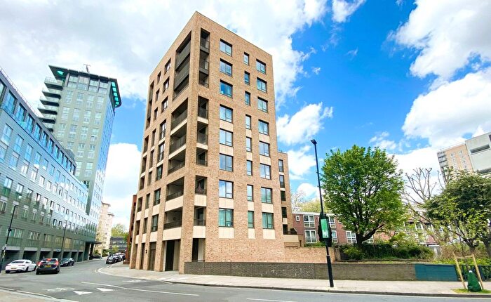 2 Bedroom Flat To Rent In Longford Street, London, NW1