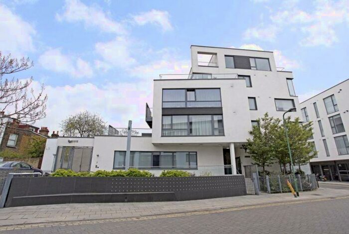 1 Bedroom Apartment To Rent In Wellington Road, NW10