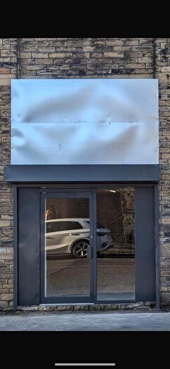 Mews For Sale In Vacant Shop Unit For Sale, BD3