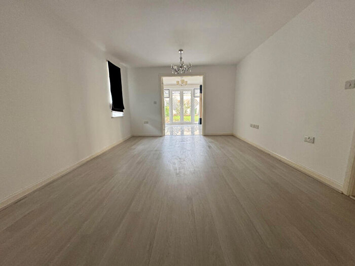 4 Bedroom Detached House For Sale In Oak Leaze, Bristol, BS34
