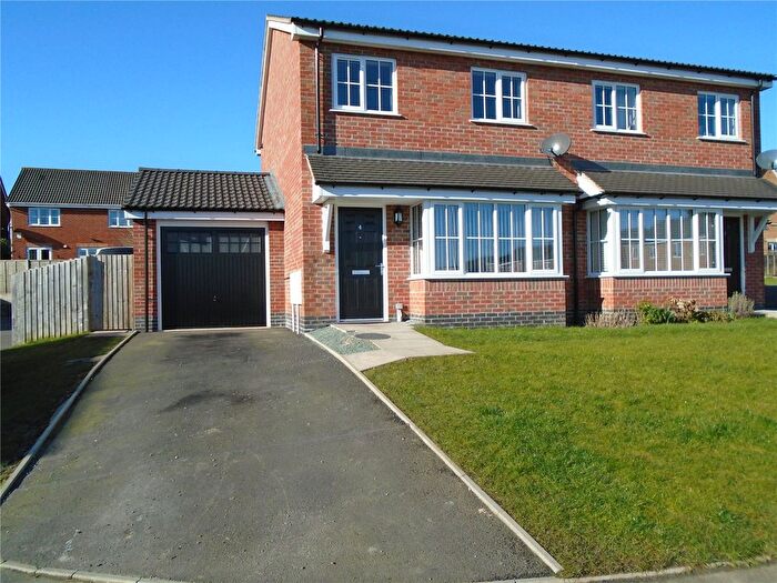 3 Bedroom Semi Detached House To Rent In Rowlands Close, Morda, Oswestry, Shropshire, SY10