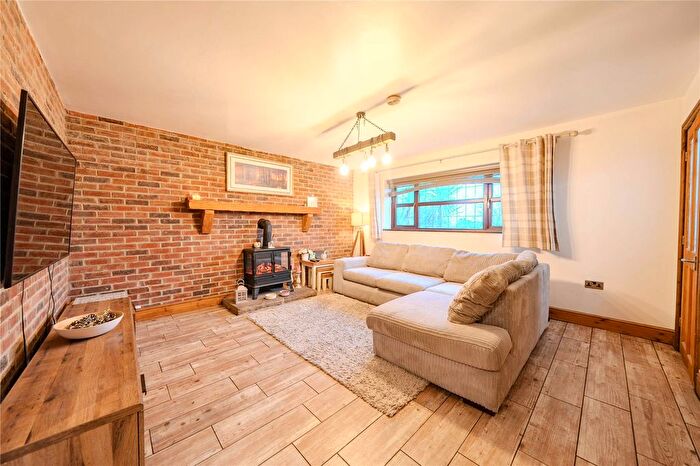 3 Bedroom Detached House For Sale In New View, Valley Green, Pudsey, West Yorkshire, LS28