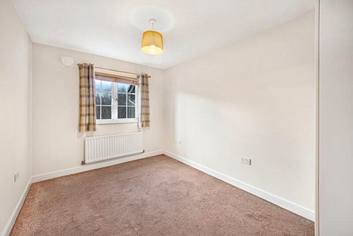 2 Bedroom Flat For Sale In Mill Fold Gardens, Littleborough, OL15