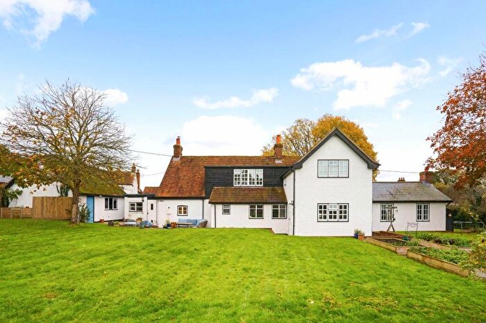 4 Bedroom Detached House For Sale In Brook Cottage, Little London, RG26