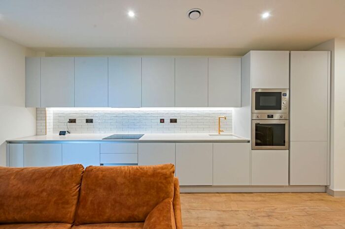 1 Bedroom Flat To Rent In The Eades, Selborne Road, Walthamstow, E17
