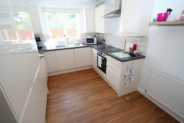 2 Bedroom Detached Bungalow For Sale In Turner Road, Colchester, CO4
