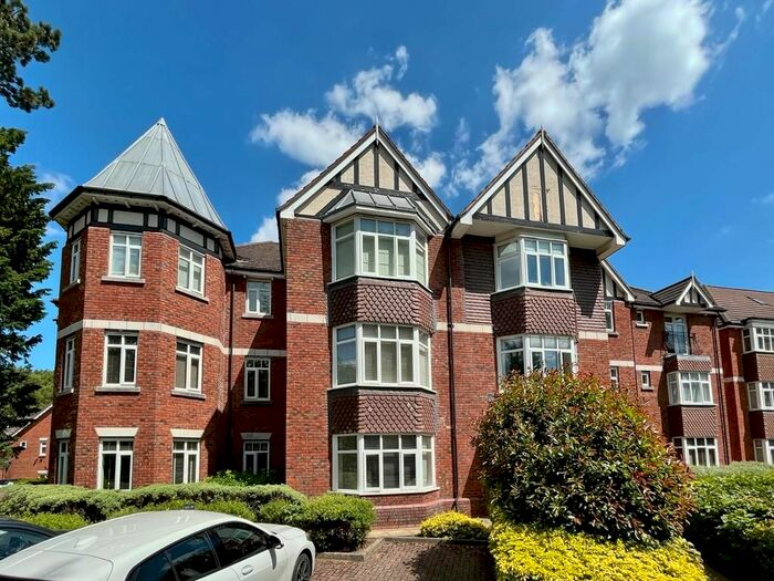 2 Bedroom Flat To Rent In Kings Hall, Wake Green Road, Birmingham, B13
