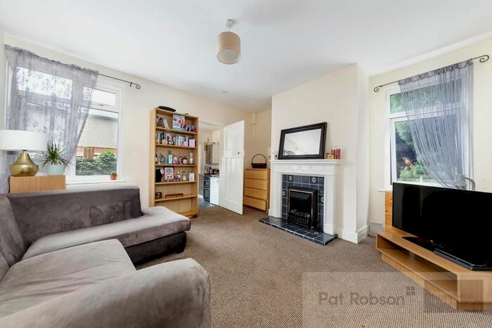 2 Bedroom Flat To Rent In Addycombe Terrace, Newcastle Upon Tyne, NE6