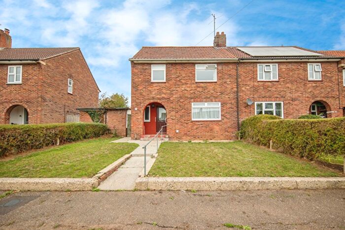 3 Bedroom End Terrace House For Sale In Elm Road, Sudbury, Suffolk, CO10