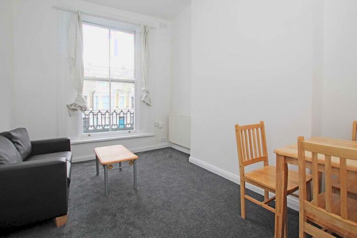 2 Bedroom Flat To Rent In Ladbroke Grove, London, W10