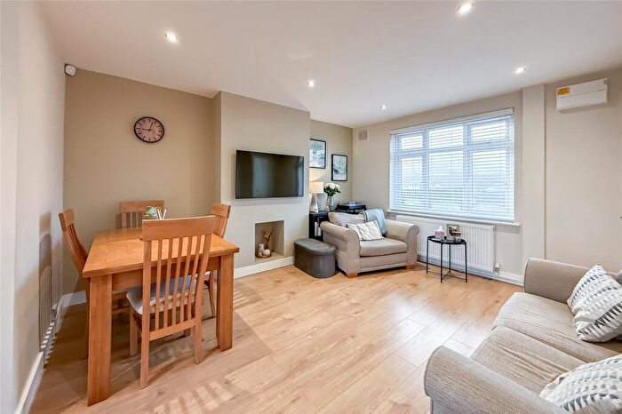 2 Bedroom Terraced House For Sale In Marshall Avenue, St. Albans, Hertfordshire, AL3