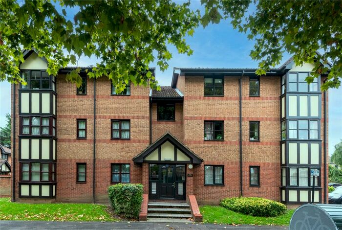 1 Bedroom Flat To Rent In Chamberlain Place, Walthamstow, London, E17