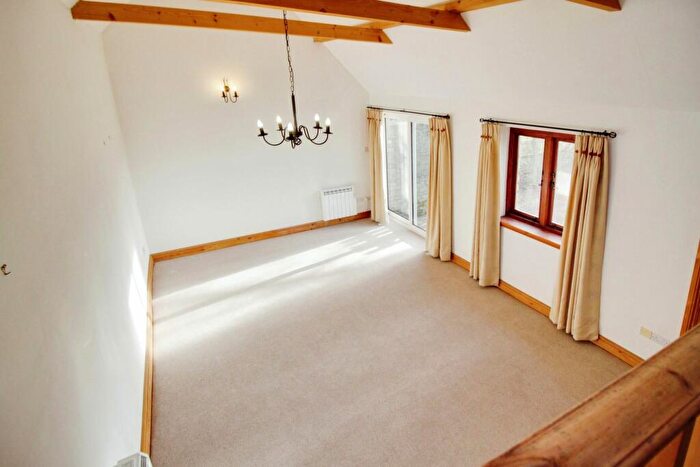 2 Bedroom Cottage To Rent In High Road, Ashton Keynes, SN6