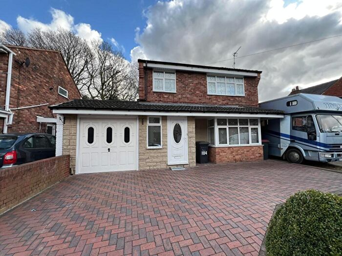 3 Bedroom Detached House For Sale In Long Street, Dordon, B78