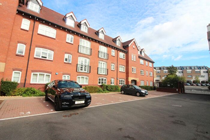 1 Bedroom Property To Rent In Martinique Square, Warwick, CV34