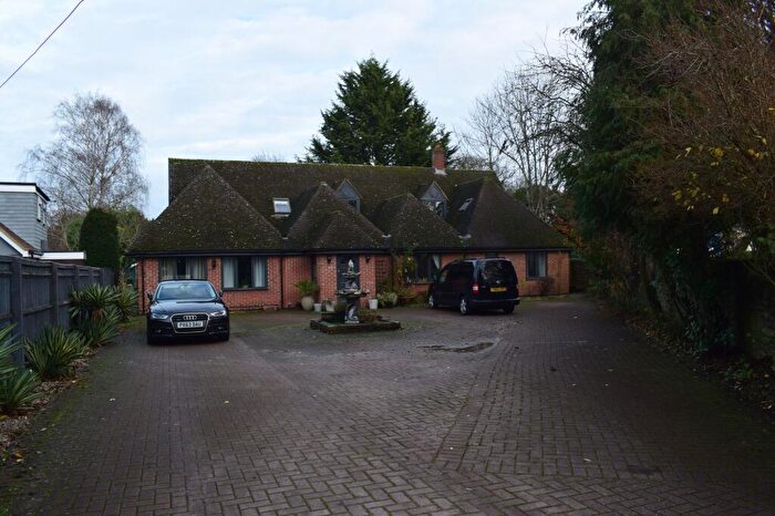 1 Bedroom Flat To Rent In Woodstock Road, Yarnton, OX5