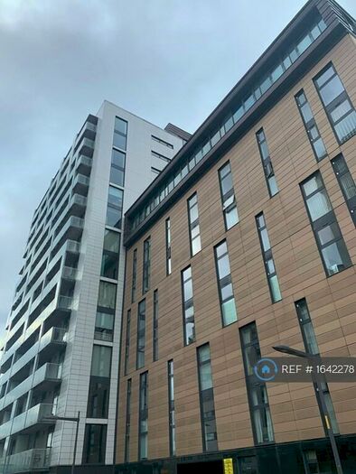 2 Bedroom Flat To Rent In Castlebank Place, Glasgow, G11