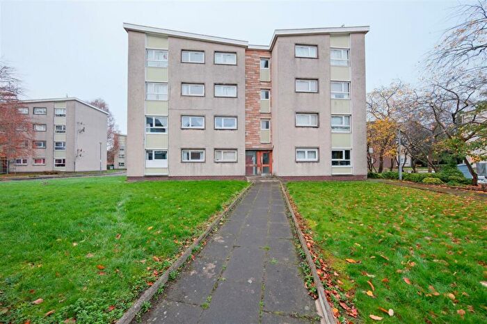 1 Bedroom Apartment To Rent In Ann Street, Hamilton, ML3