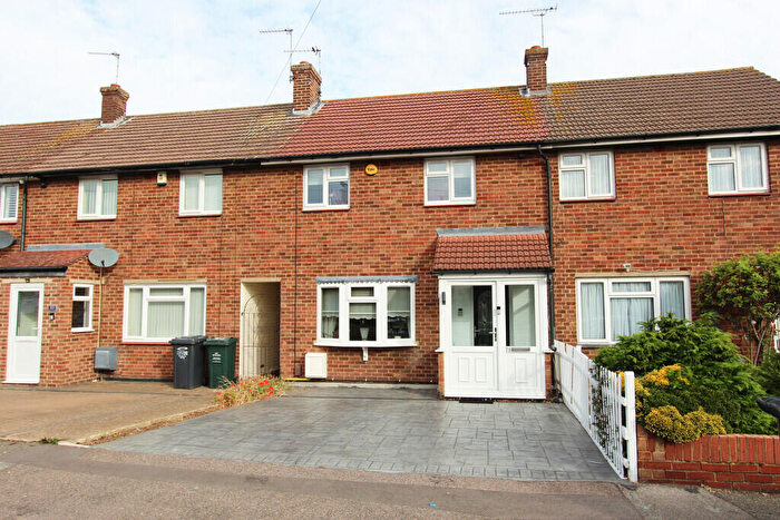 2 Bedroom Terraced House For Sale In High Road, Wilmington, DA2
