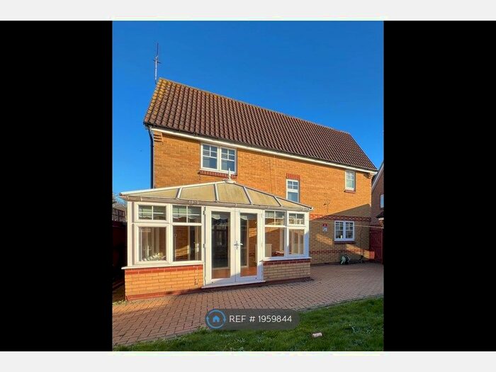 3 Bedroom Detached House To Rent In Newburgh Road, Grays, RM17