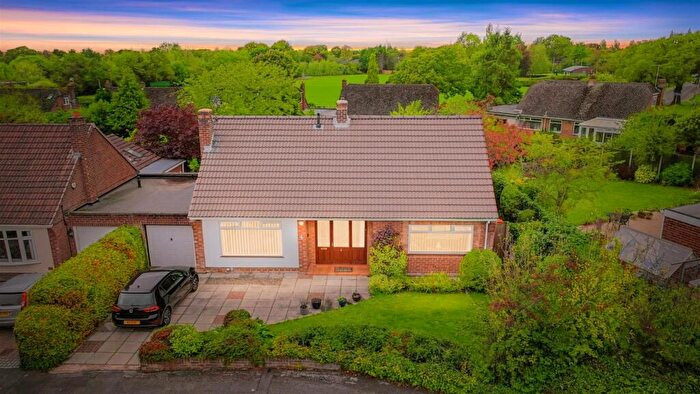 4 Bedroom Bungalow For Sale In Cross Green, Upton, Chester, CH2