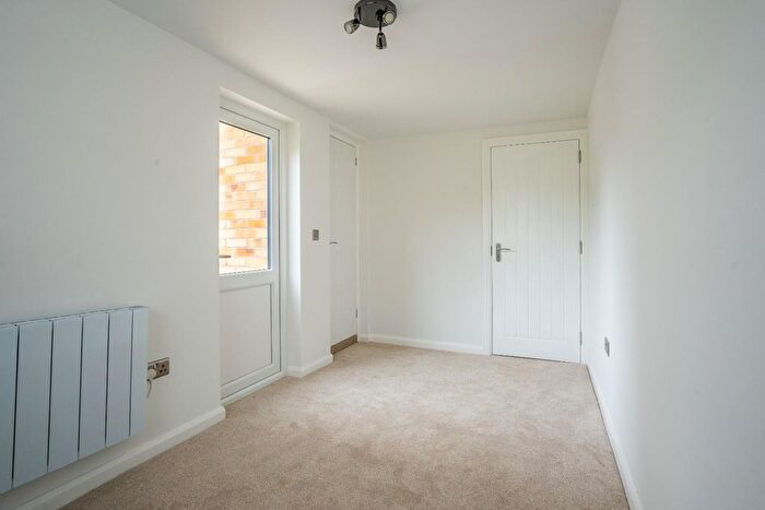 2 Bedroom Detached Bungalow For Sale In Deerstone Way, Dunnington, York, YO19