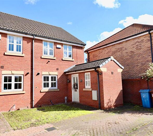 2 Bedroom Terraced House For Sale In Pools Brook Park, Kingswood, Hull, HU7