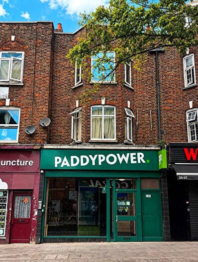 2 Bedroom Flat For Sale In Station Parade, Barking, IG11