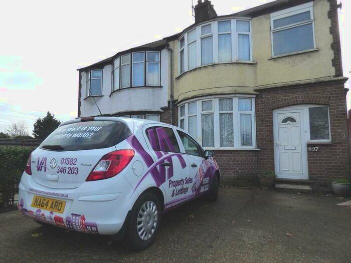 3 Bedroom Terraced House To Rent In Dunstable Road, Luton, LU4