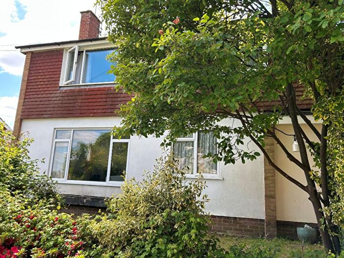 2 Bedroom Ground Maisonette For Sale In Conifer Close, SO45