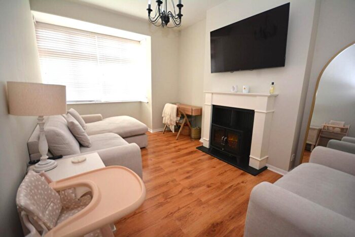 1 Bedroom Apartment For Sale In Orchard Leigh Villas, Chesham, HP5