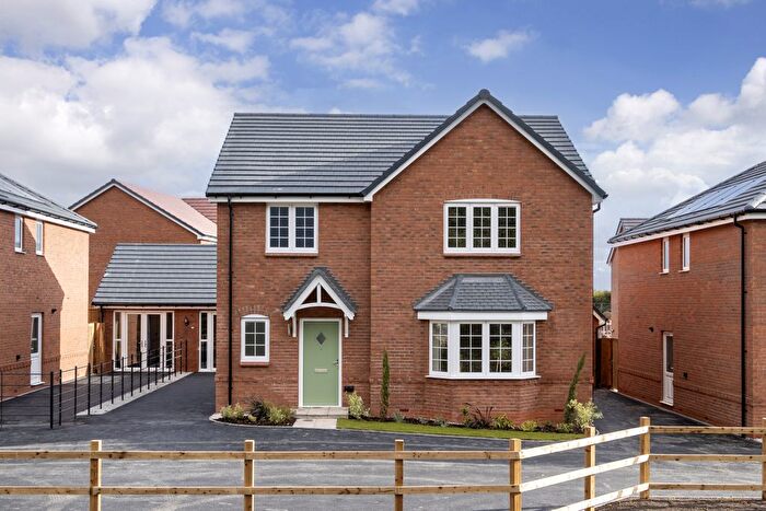 4 Bedroom Detached House For Sale In Lindley Walk, CV13