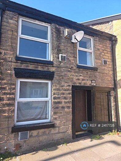 3 Bedroom Terraced House To Rent In Blackburn Road, Bolton, BL1
