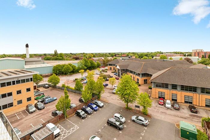 1 Bedroom Flat For Sale In Bridge Road East, Welwyn Garden City, AL7