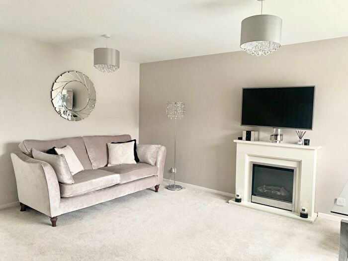 3 Bedroom Semi-Detached House To Rent In Ayton Gardens, Nottingham, NG9