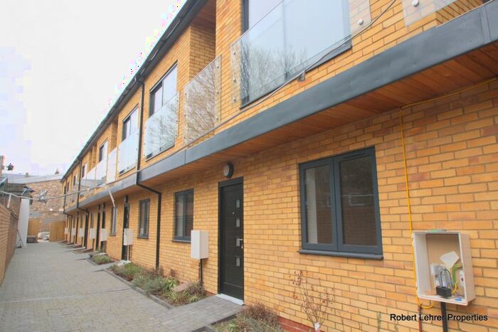 4 Bedroom Terraced House To Rent In Lotus Mews, Sussex Way, Archway, N19