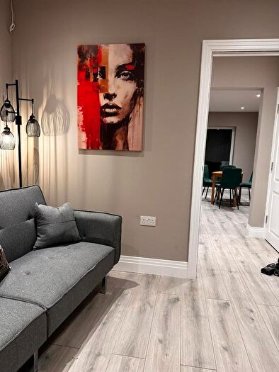 3 Bedroom Terraced House To Rent In Bath Road, Harmondsworth, West Drayton, UB7