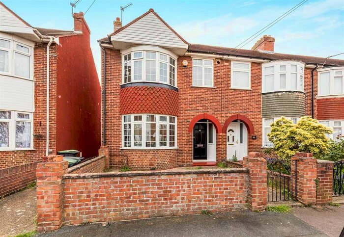 3 Bedroom Property To Rent In Bramber Road, Gosport, PO12