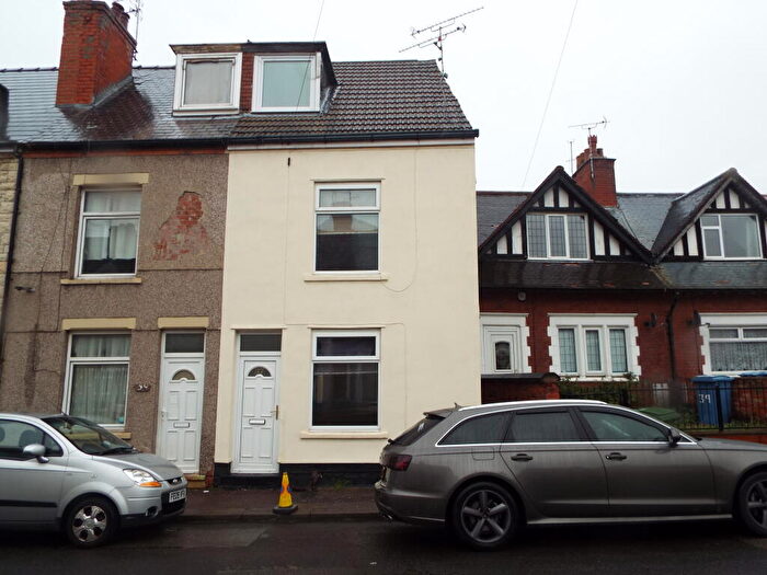 3 Bedroom House To Rent In Derby Street, Mansfield, NG18