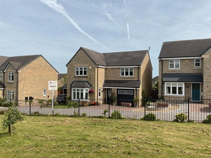 4 Bedroom Detached House For Sale In Sherwood Drive, Crich, Matlock, DE4