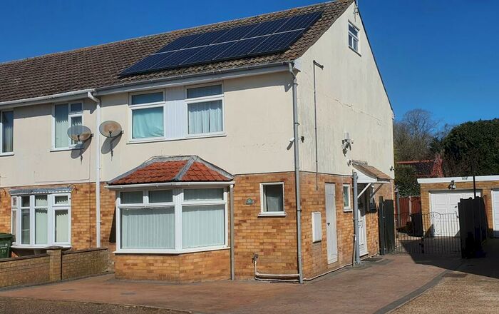 4 Bedroom House To Rent In Regency Avenue, Kings Lynn, PE30