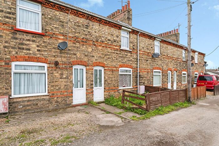 2 Bedroom End Terrace House For Sale In Lime Grove, March, PE15