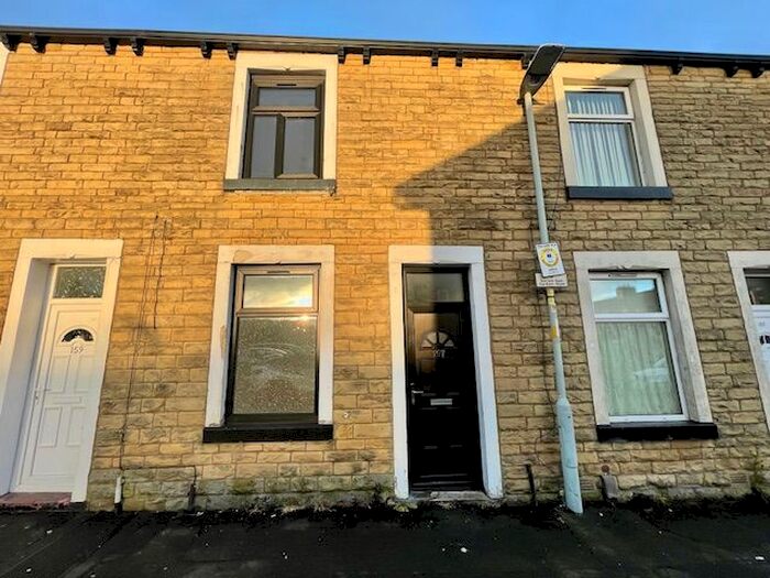 2 Bedroom Terraced House To Rent In Leyland Road, Burnley, BB11