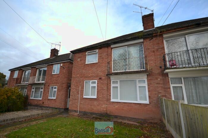 2 Bedroom Flat To Rent In Sunnybank Avenue, Willenhall, Coventry, CV3