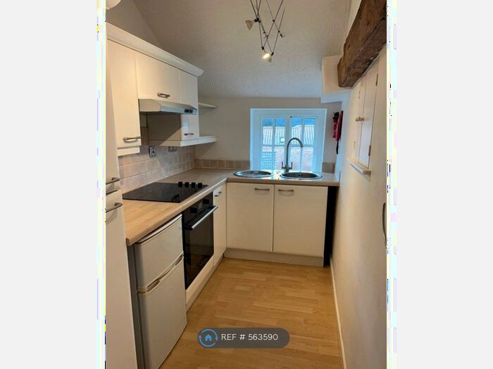 1 Bedroom Flat To Rent In Queen Street, Southwell, NG25