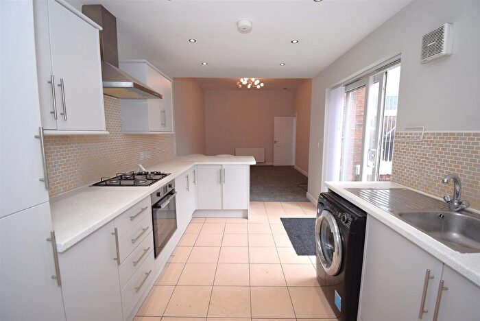 2 Bedroom Flat For Sale In Hyde Street, South Shields, NE33