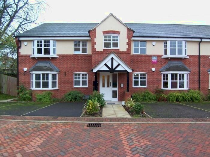 2 Bedroom Flat To Rent In Bishops Croft, Sandal, Wakefield, WF2