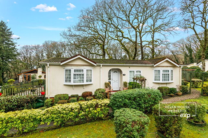 2 Bedroom Park Home For Sale In Sumner Road, Bittaford, Ivybridge, PL21