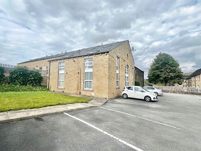 2 Bedroom Property To Rent In Chapel House Apartments, Halifax, HX2