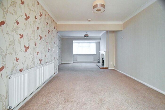 2 Bedroom Semi-Detached House For Sale In Oak Lane, Upchurch, Sittingbourne, ME9
